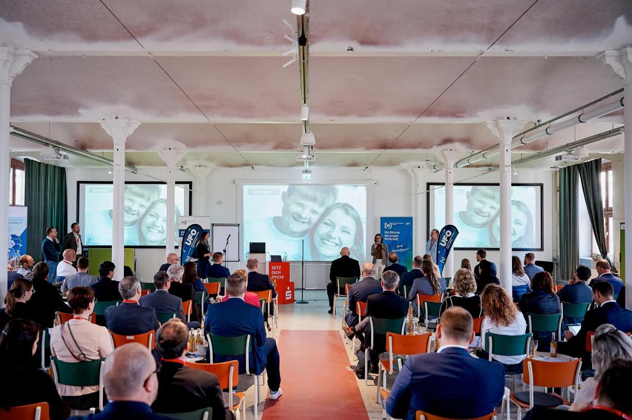 Kulturfabrik Schoenbach Schonbach  Екстериор снимка